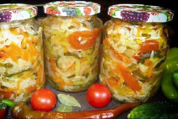 Овощной салат на зиму кубанский